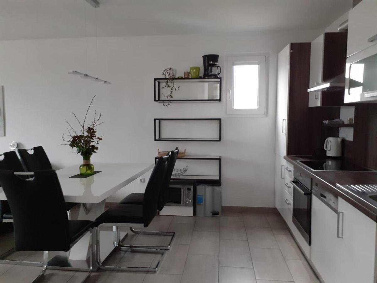 Apartma Javorscek โบเว็ก ภายนอก รูปภาพ