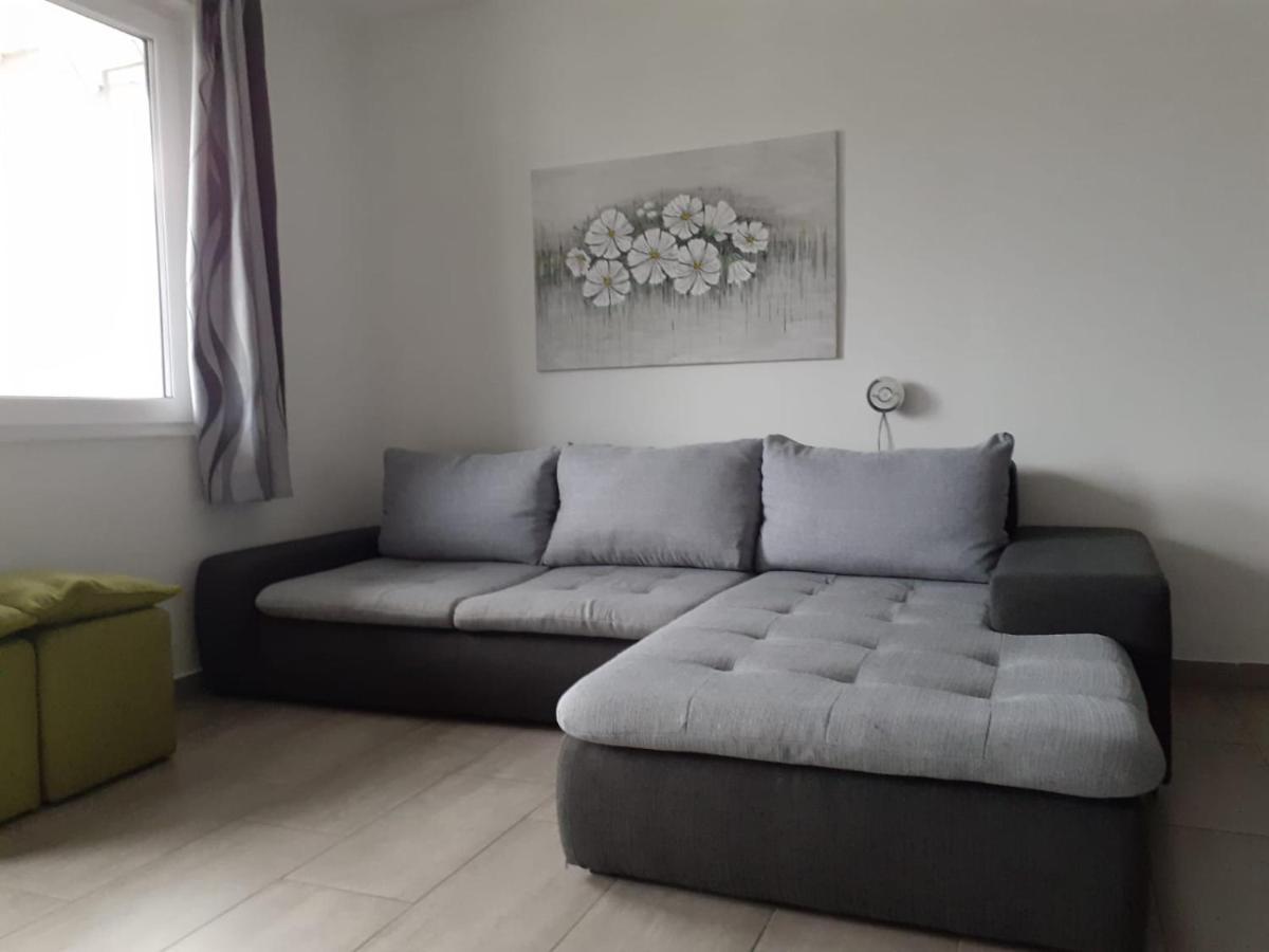 Apartma Javorscek โบเว็ก ภายนอก รูปภาพ