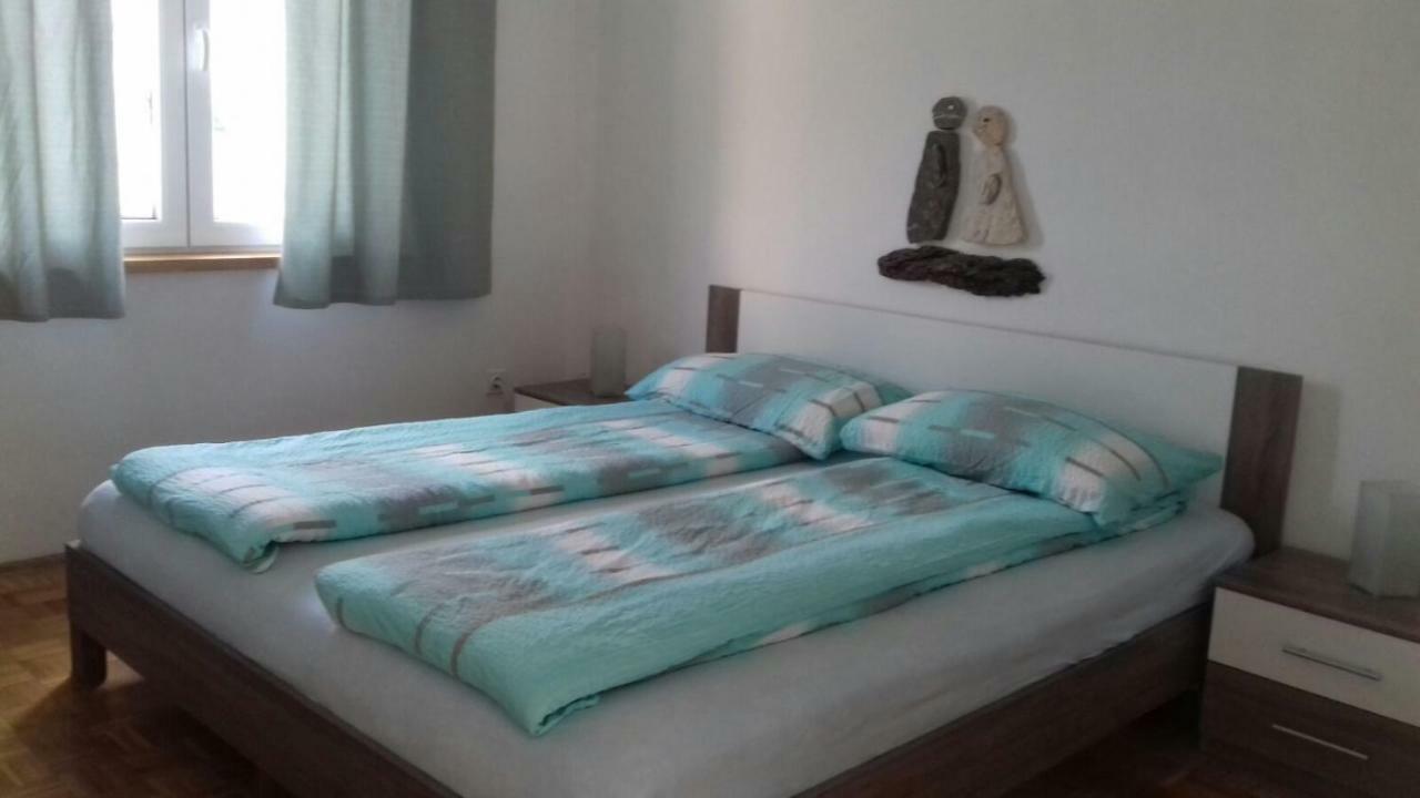 Apartma Javorscek โบเว็ก ภายนอก รูปภาพ